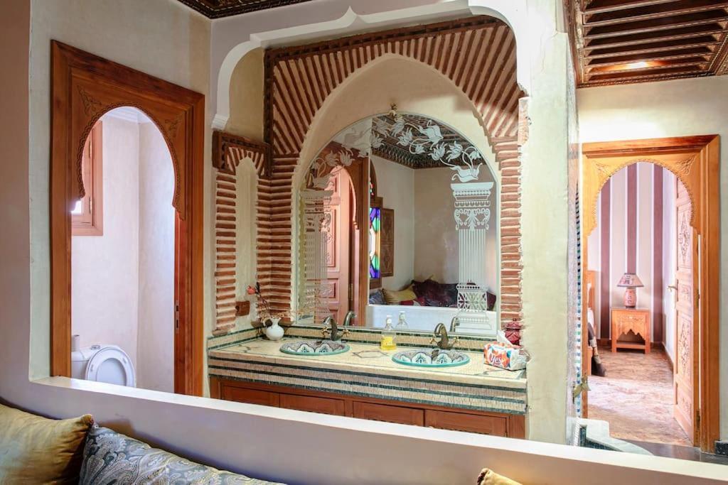 Tranquility - A Timeless Marrakech Haven مراكش