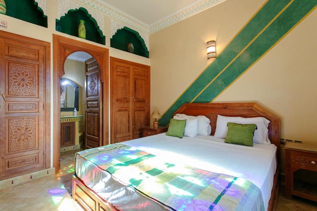 Tranquility - A Timeless Marrakech Haven فيلة مراكش